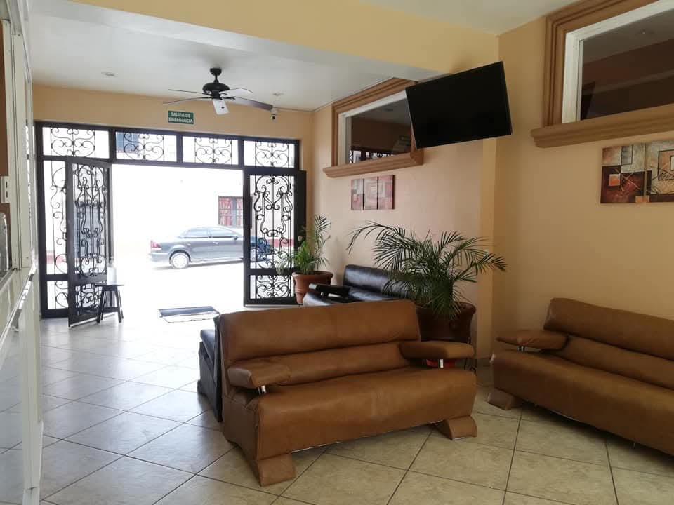 Recepción y sala de estar